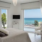 Oda ve Kahvaltı Bellariva E Relax Monopoli