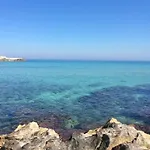 Oda ve Kahvaltı Bellariva E Relax Monopoli